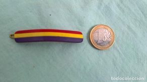 Militaria: Republica ,Cianocrilato con pasador ,pinza ,pasador.guerra civil, original